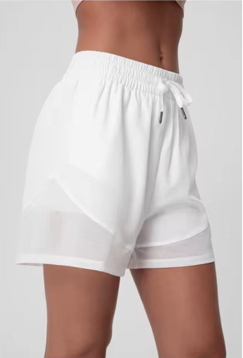 Nova Mesh Short