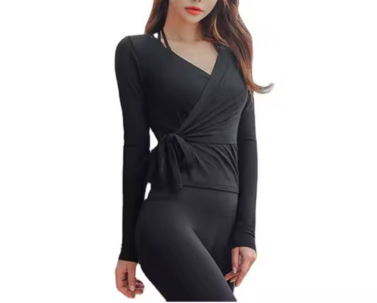 Essence Top